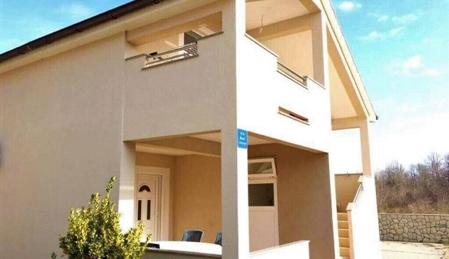 Apartments Majda, (15168), Nin, hr