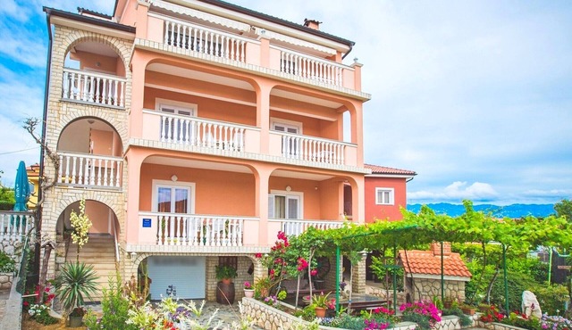 Apartments Marija, (15691), Lopar, hr