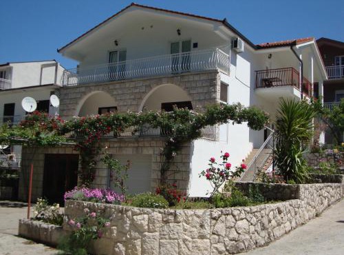 Apartments Marinovic Baćina Lakes in Ploče