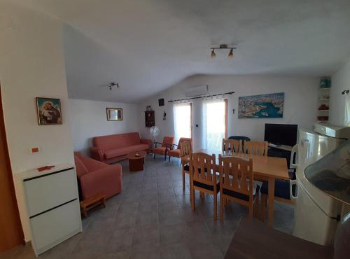 Apartments Mira