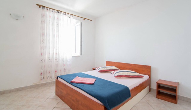 Apartments Neva- One Bedroom Apartment in Selca