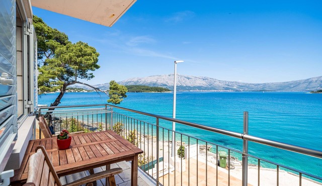 Apartments Nikolina (LU) - Studio with Sea View