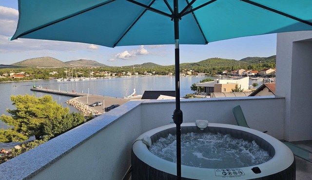 Apartments Picikato (96931-A4) - Sibenik