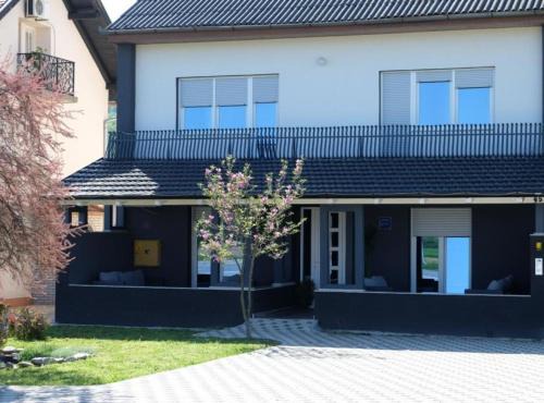 Apartments Ro Ma in Požega