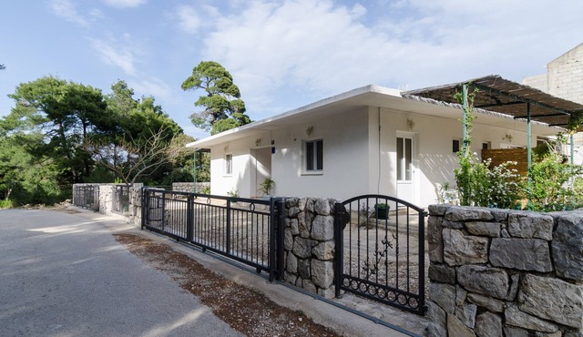 Apartments Skurla - Studio Apartment with Terrace (A1 žuti)