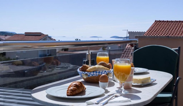 Apartments Valentino in Vodice