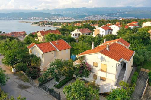 Apartments Villa Bernarda in Šilo