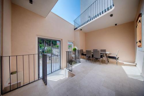 Apartments Villa Glorija in Komiža