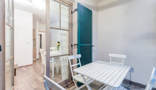 Apartments Villa Kameja - One Bedroom Apartment with Balcony and Nature Reserve View (Zeleni)