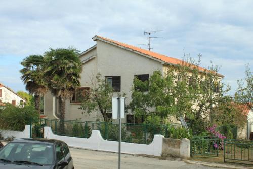 Apartments with parking space Premantura, Medulin - 7462