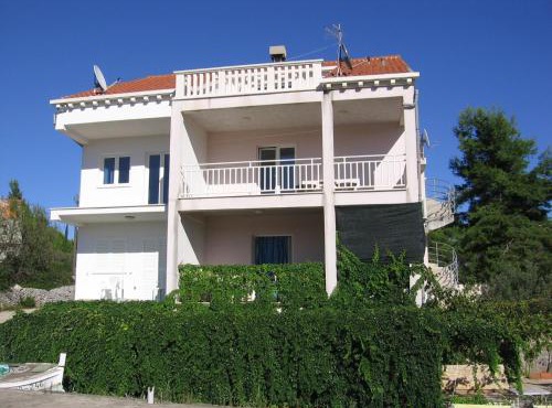 Apartments with parking space Lumbarda, Korcula - 18037 in Lumbarda