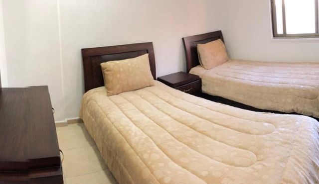 Apt 4 rent/A quiet neighborhood close to services in Amman