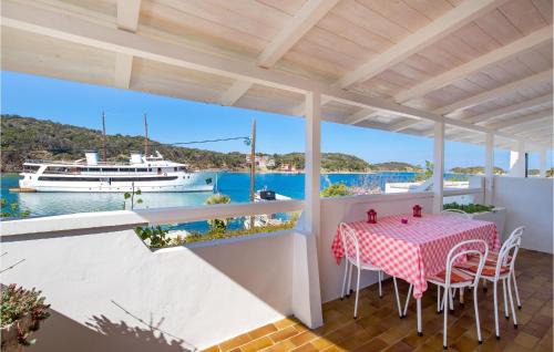 Awesome Apartment In Supetarska Draga With Wifi in Supetarska Draga