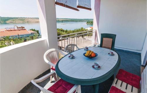 Awesome Apartment In Posedarje