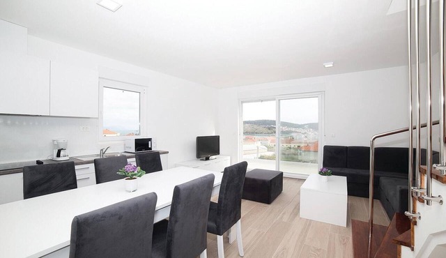Awesome apartment in Trogir with WiFi in Trogir