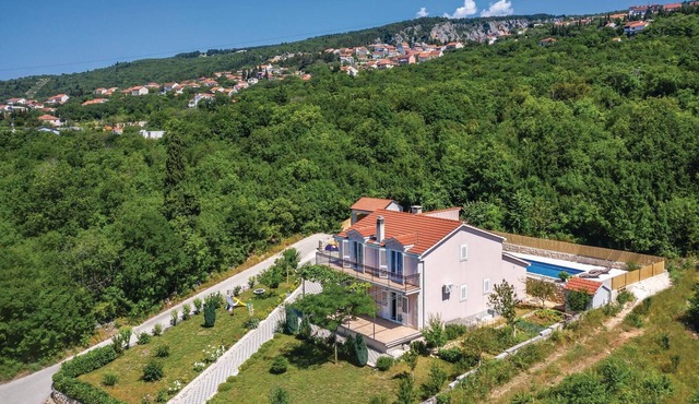 Awesome home in Glavina Donja