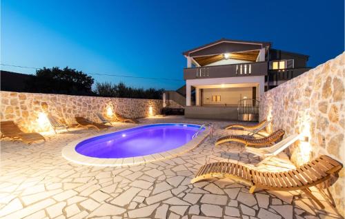 Awesome Home In Podlug