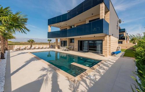 Awesome Home In Privlaka in Privlaka