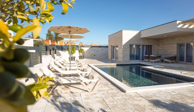 Awesome home in Smokovic with sauna