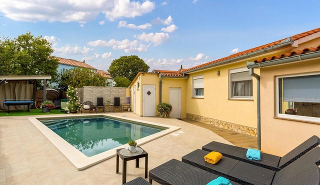 Awesome home in Vodnjan in Vodnjan