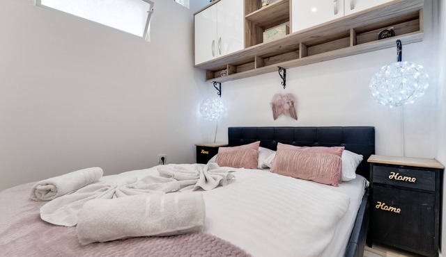 B&B Afrodita