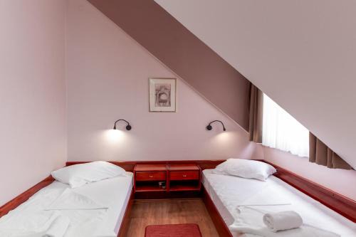 B&B Garestin