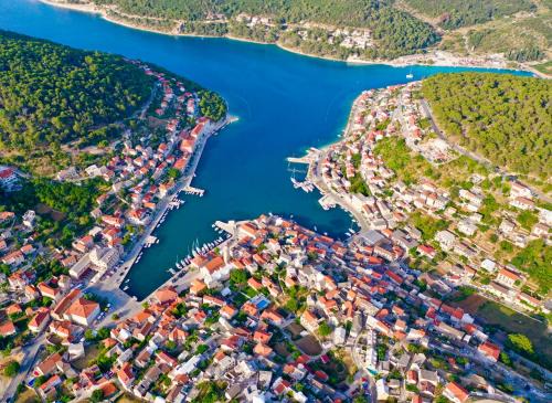 Baskotin in Pučišća