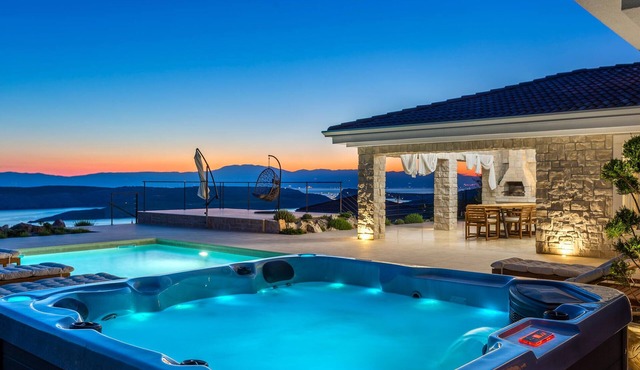Beach front home in Jadranovo