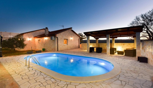 Beach front home in Pridraga