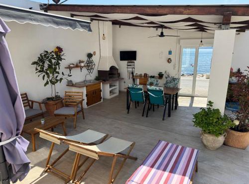 Beach house oasis Villa Livak in Kaštela