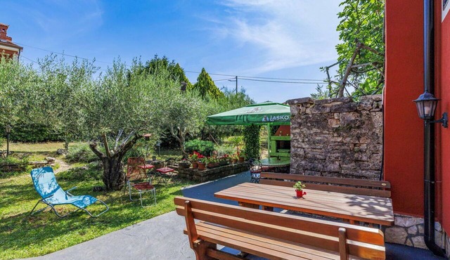 Beautiful apartment for 2 people with WIFI, A/C, TV, terrace and pets allowed