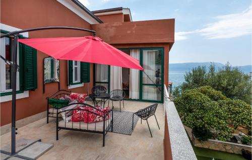 Beautiful Apartment In Blace With Wifi in Blace