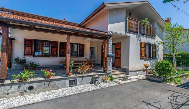 Beautiful apartment in Divaca with WiFi in Divaca