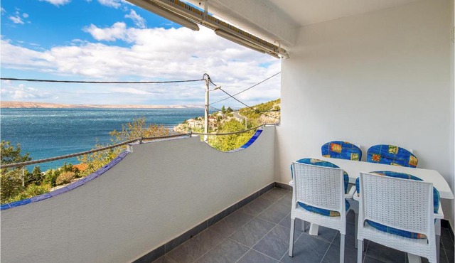 Beautiful apartment in Baric Draga with 1 Bedrooms and WiFi in Barić Draga