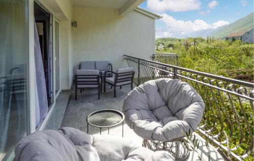 Beautiful Apartment In Kucice With Wifi