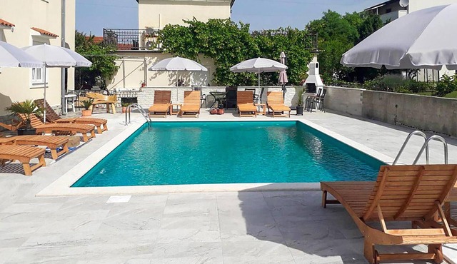 Beautiful apartment in Lopar in Lopar