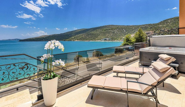 Beautiful apartment in Marina with WiFi