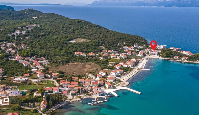 Beautiful apartment in Sreser with WiFi in Sreser