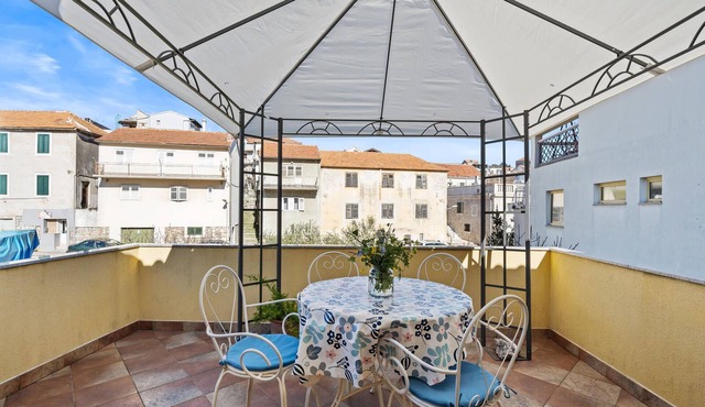 Beautiful apartment in Zaton with WiFi