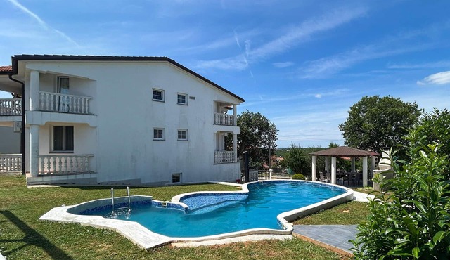 Beautiful home in Porec in Porec