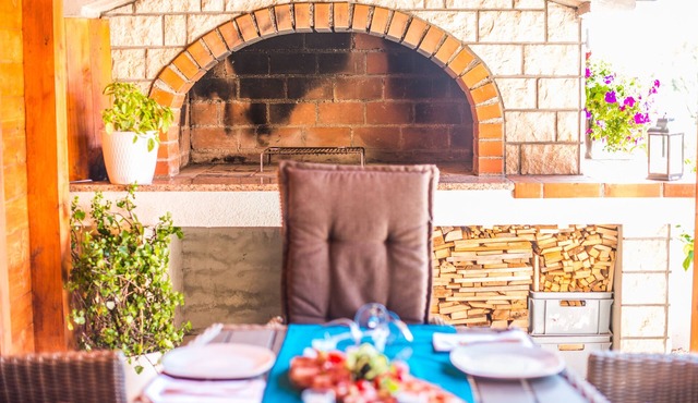 Beautiful one bedroom apartment in Porec in Vrvari