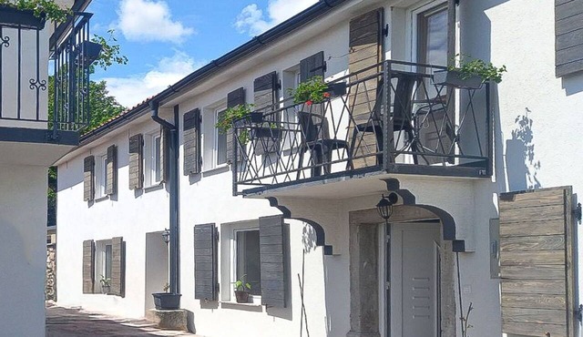 Beautiful villa for 5 people with WIFI, TV, balcony, pets allowed and panoramic view