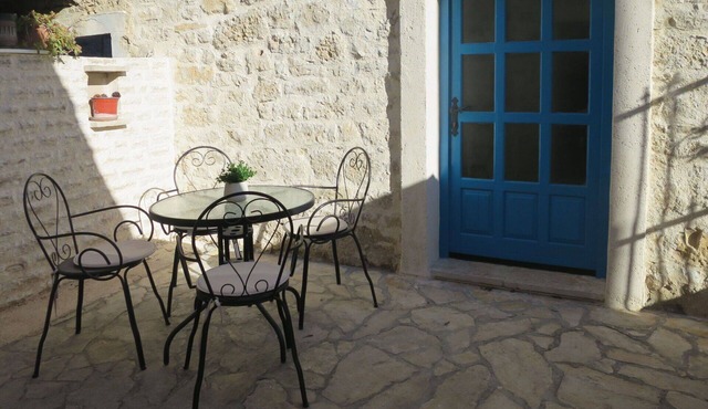 Beautiful villa for 5 people with A/C, WIFI, TV and terrace