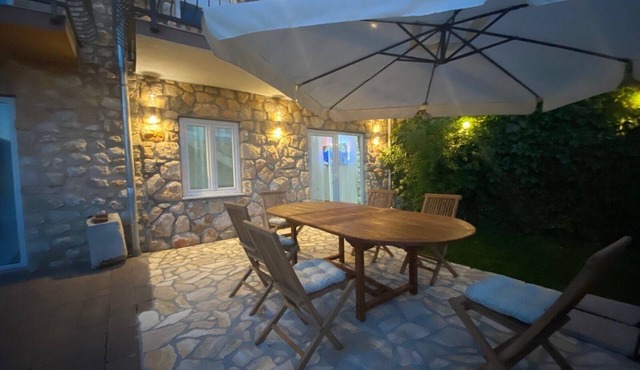 Big holiday house with its own pool and terrace in Crikvenica