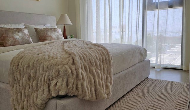 Brand-new, elegant 1-bedroom apartment with stylish interiors and luxurious in Muscat