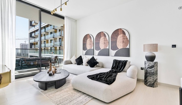 Bright & Spacious 2BR w/Private Pool & Gym Access in Dubai