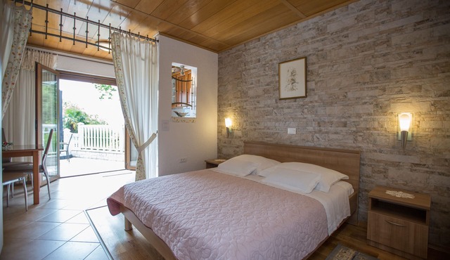 Bungalow with Sea View