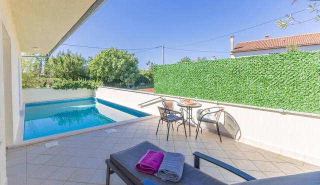 Casa Anika with Private Pool in Žminj