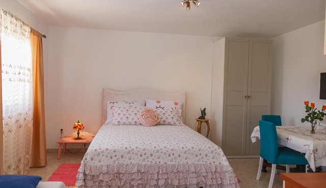 Castello Flower Apartment