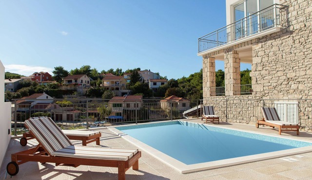 Charming Beach Villa in Vela Luka